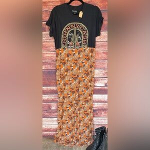 🎸The Remix Collection🥁 Johnny Cash Addition! Band tee to maxi! Floral dress.